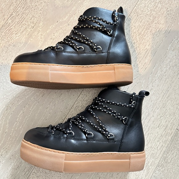 Other Stories Black leather Snow Boots, US Women 5.5 - Picture 4 of 7